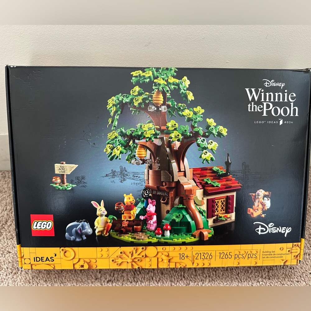 Disney Winnie the Pooh LEGO 1265 pcs NWT, never opened